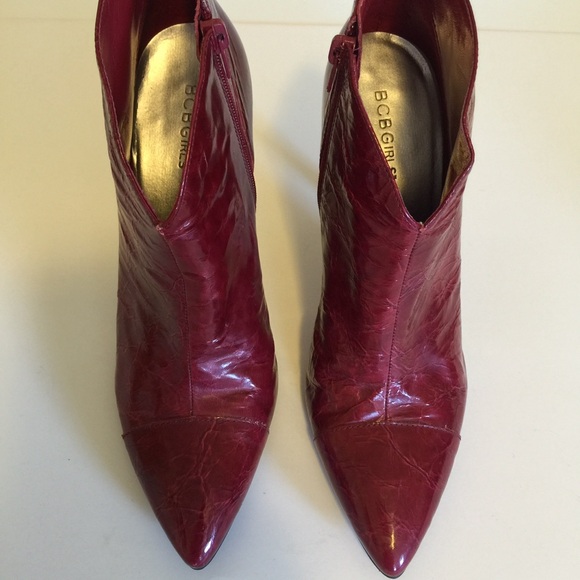 BCBGIRLS Red Shoes Size 10B - Picture 2 of 8